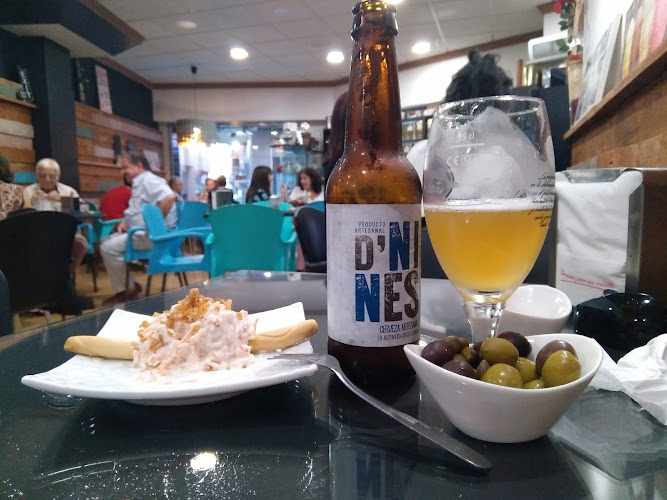 Fotografia tomada fuera de Coffee Shop El Cantón - cafeterías en Villena, Alicante