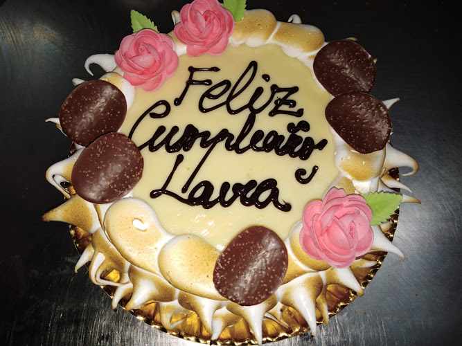 Fotografia tomada fuera de REPOSTERIA LATORRE SIMON, S.L. - Pastelería en Huércal-Overa, Almería