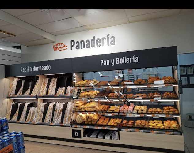 Fotografia tomada fuera de Supermercados Dia - Supermercado en Huércal-Overa, Almería