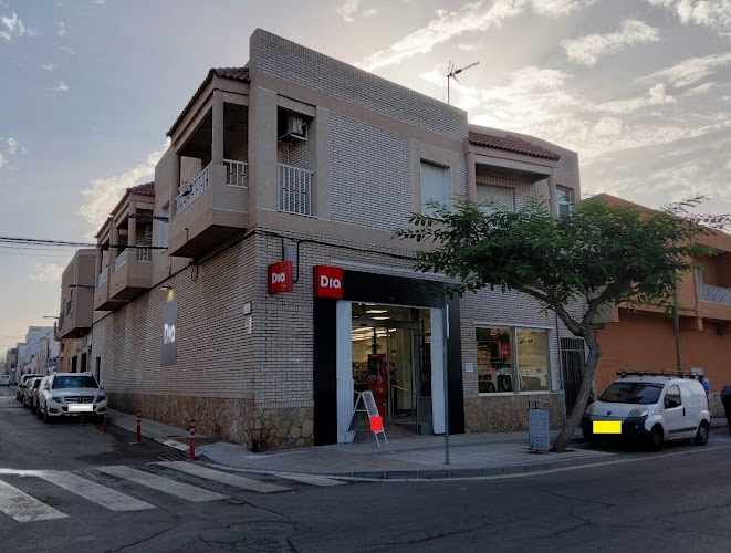 Fotografia tomada fuera de Supermercados Dia - Supermercado en Campo-hermoso, Almería