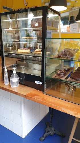 Fotografia tomada fuera de Cafetería La Chumbera - Cafetería en Almería, Almería