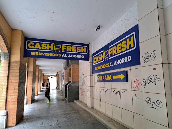 Fotografia tomada fuera de CASH FRESH - Supermercado de descuentos en Huelva, Huelva