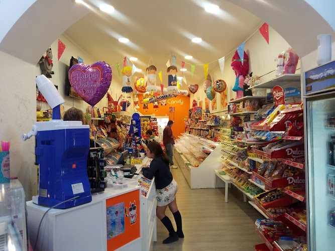 Fotografia tomada fuera de DONKEY CANDY - Tienda de golosinas en Moguer, Huelva
