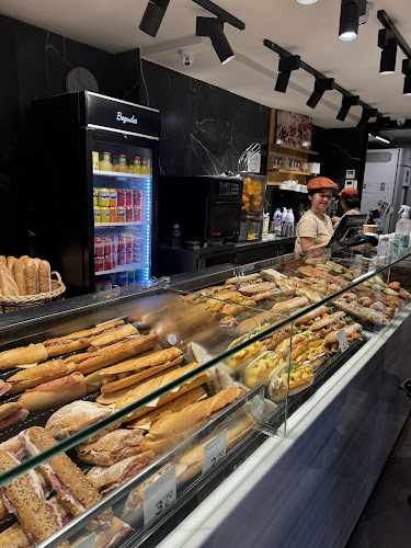 Fotografia tomada fuera de 365 Obrador - cafeterías en Barcelona, Barcelona