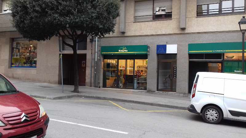 Fotografia tomada fuera de Bonpreu - Supermercat en Taradell, Barcelona