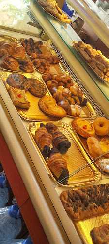 Fotografia tomada fuera de Forn Santa Llucía - Forn de pa en Terrassa, Barcelona