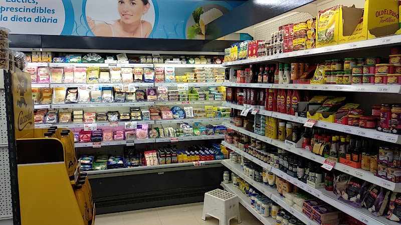 Fotografia tomada fuera de Condis - Supermercado en Vilanova i la Geltrú, Barcelona