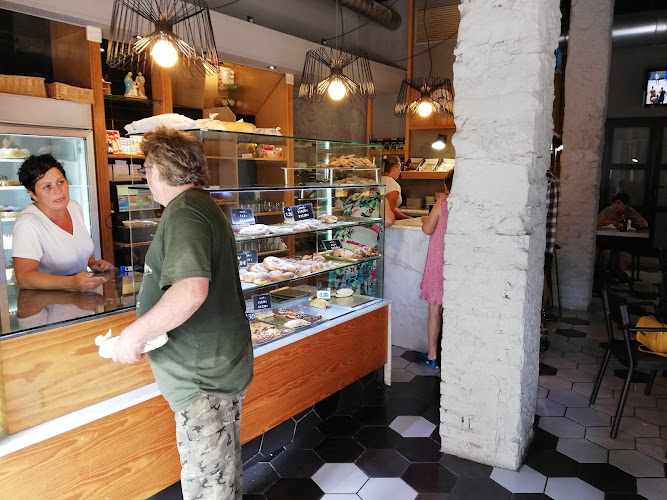 Fotografia tomada fuera de Granell Roig - Bakery en la Vall d'Uixó, Castellón