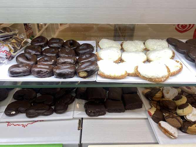 Fotografia tomada fuera de pozik - Tienda de golosinas en Arrigorriaga, Vizcaya