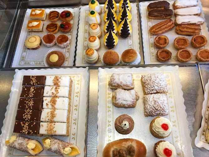 Fotografia tomada fuera de Establecimiento Yako - Comercio en Larrabasterra, Vizcaya