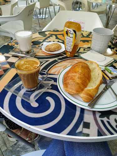 Fotografia tomada fuera de Cafeteria El Paraiso del Helado - cafeterías en La Solana, Ciudad Real