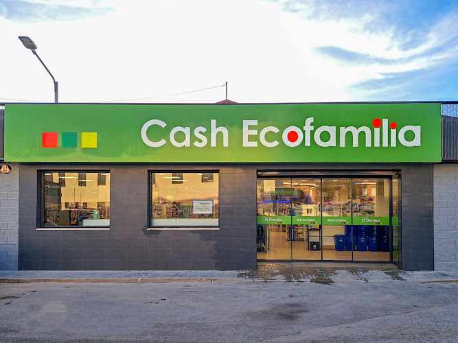 Fotografia tomada fuera de Supermercados Cash Ecofamilia Moral - Supermercado en Moral de Calatrava, Ciudad Real