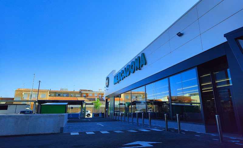 Fotografia tomada fuera de Mercadona - Supermercado en Socuéllamos, Ciudad Real