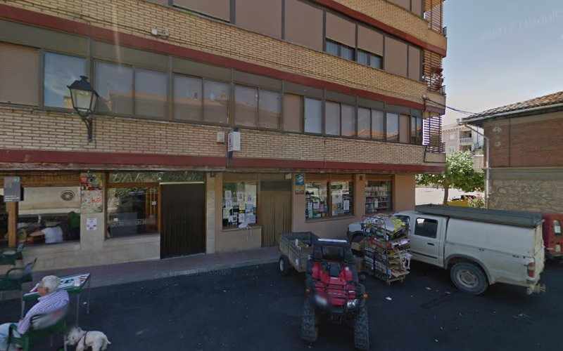 Fotografia tomada fuera de Panadería Supermercado - Panadería en Hontoria del Pinar, Burgos