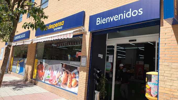 Fotografia tomada fuera de Supermercado La Despensa Express - Supermercado en Tomelloso, Ciudad Real