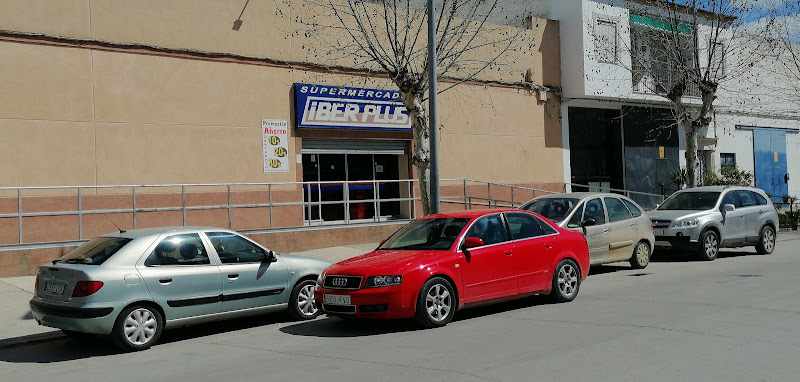Fotografia tomada fuera de Iberplus Castro del Rio - Supermercado en Castro del Río, Córdoba