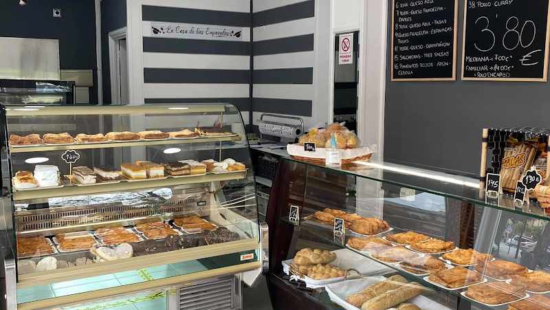 Fotografia tomada fuera de La Casa de las Empanadas Córdoba -Fátima- - Panadería en Córdoba, Córdoba