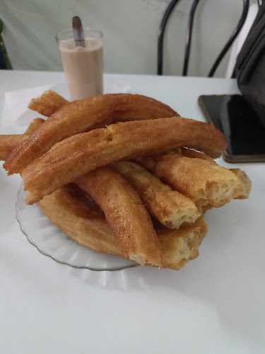 Fotografia tomada fuera de Churrería Barrantes - Cafetería en Santa Cruz de la Sierra, Cáceres