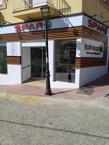 Fotografia tomada fuera de Spar Villanueva de la Vera - Supermercado en Villanueva de la Vera, Cáceres