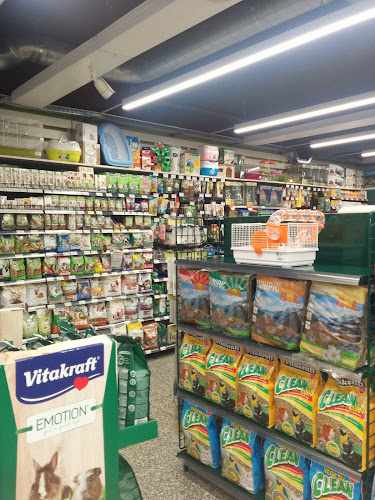 Fotografia tomada fuera de Tiendanimal - Tienda de productos para mascotas en Madrid, Madrid