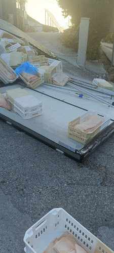 Fotografia tomada fuera de Cárnicas Muñoz Sánchez SL - Supermercado industrial en Tendilla, Guadalajara