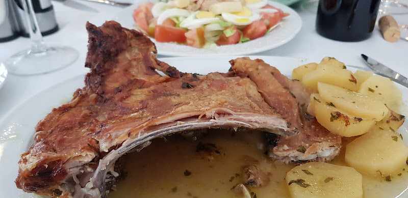 Fotografia tomada fuera de Restaurante Los Jardines - restaurantes en Tendilla, Guadalajara