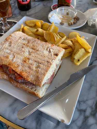 Fotografia tomada fuera de EL CAFÈ D'ARENYS - cafeterías en Arenys de Mar, Barcelona