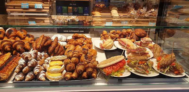 Fotografia tomada fuera de Pa del Canal - Panadería en Badalona, Barcelona