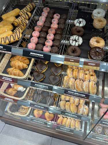 Fotografia tomada fuera de DUNKIN´ - cafeterías en Barberà del Vallès, Barcelona