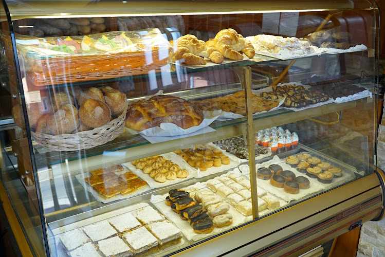 Fotografia tomada fuera de Panadería Miño - Panadería en Miño, A Coruña