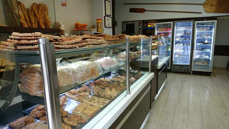 Fotografia tomada fuera de Forn Miró - Panadería en Barcelona, Barcelona