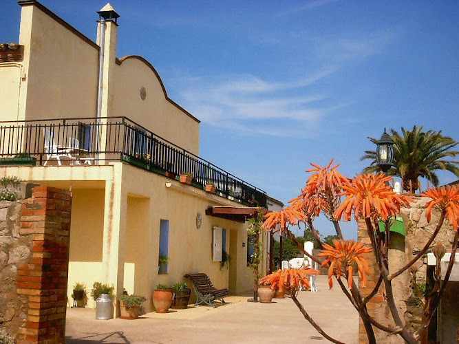 Fotografia tomada fuera de Can Selleretas - hoteles en Vilamacolum, Girona