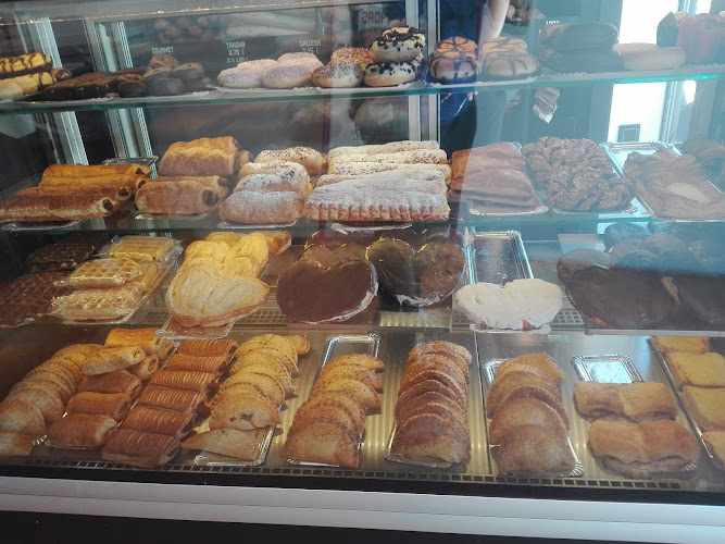 Fotografia tomada fuera de Pan y Chocolate | Almunia - Pastelería en Granada, Granada