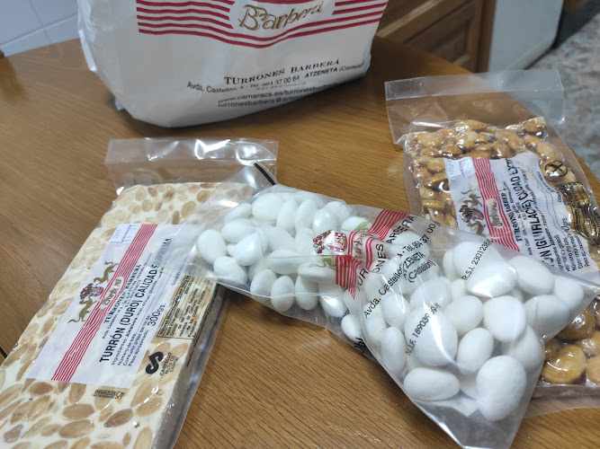 Fotografia tomada fuera de Turrones Barbera - Pastelería en Atzeneta del Maestrat, Castellón