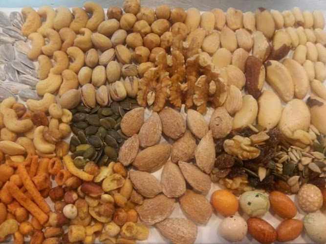 Fotografia tomada fuera de Frutos Secos Bernat - Tienda de frutos secos en Castellón de la Plana, Castellón