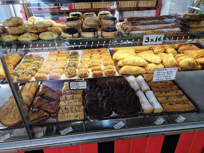 Fotografia tomada fuera de Gamipan´s Plaza Toros - Panadería en Granada, Granada