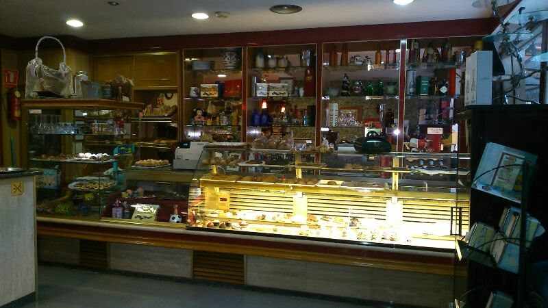 Fotografia tomada fuera de Panadería, Pastelería Bon Paladar - Pastelería en Valencia, Valencia