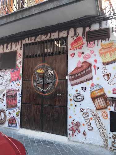 Fotografia tomada fuera de La CLANDESTINA panadería y pasteleria - Panadería en Madrid, Madrid