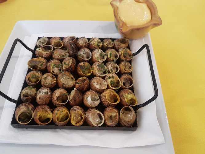 Fotografia tomada fuera de Restaurant El Passeig - restaurantes en Albatàrrec, Lérida