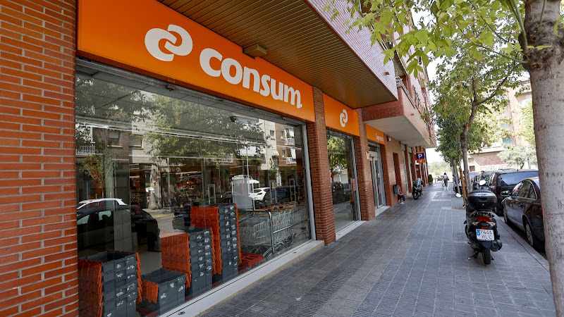 Fotografia tomada fuera de Supermercat Consum - Supermercat en Lleida, Lérida