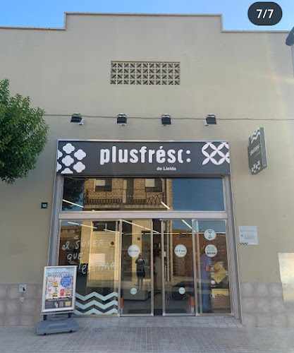 Fotografia tomada fuera de Plusfresc Artesa de Lleida - Supermercado en Artesa de Lleida, Lérida