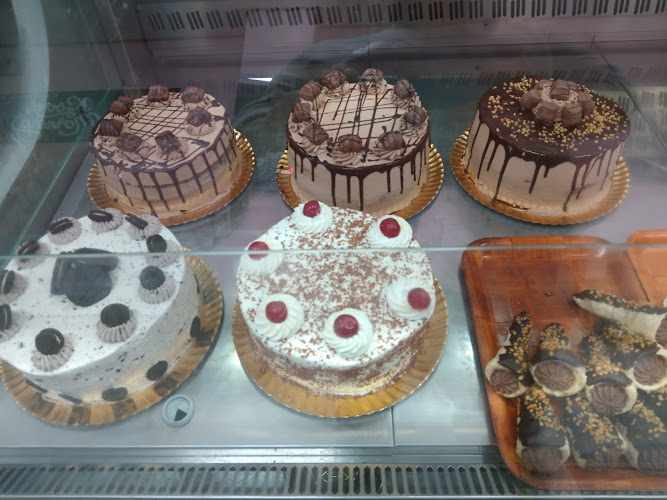 Fotografia tomada fuera de Pasteles cafés chantada - cafeterías en Ourense, Orense