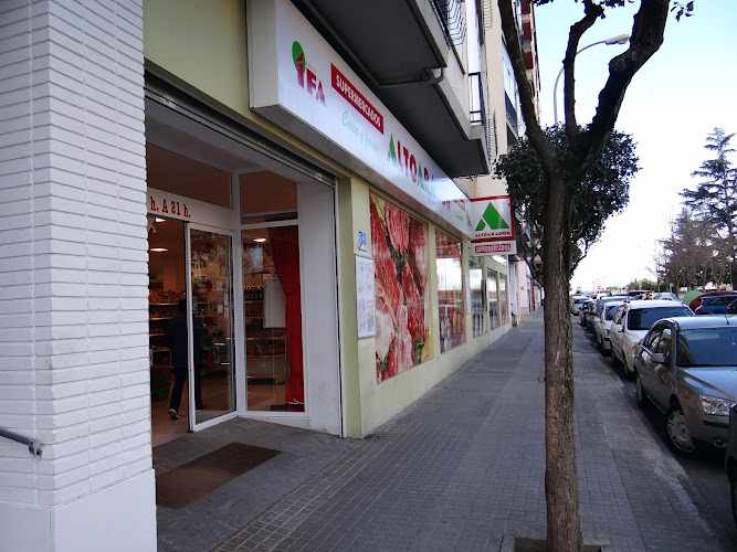 Fotografia tomada fuera de AltoAragón 6 - Supermercado en Huesca, Huesca