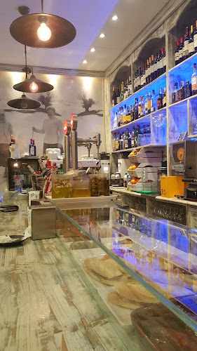 Fotografia tomada fuera de Telka Café Restaurante Nival - restaurantes en Astún, Huesca