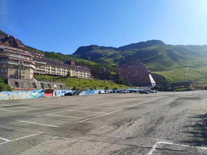 Fotografia tomada fuera de Hotel Europa - hoteles en Astún, Huesca
