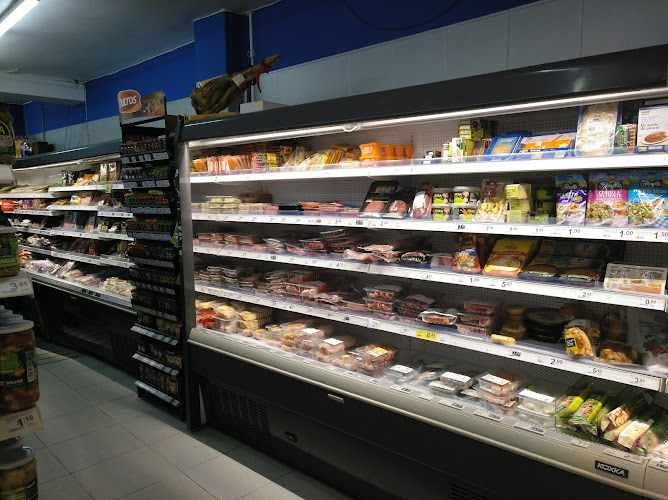 Fotografia tomada fuera de Eroski Aliprox - Supermercado en Canfranc-Estación, Huesca