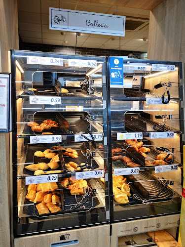Fotografia tomada fuera de Lidl - Supermercado de descuentos en Fraga, Huesca