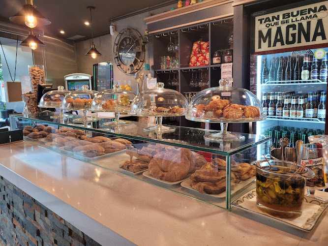 Fotografia tomada fuera de Papachu - Cafetería en Fraga, Huesca