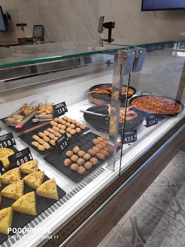 Fotografia tomada fuera de Mercadona - Supermercado en Santa Coloma de Farners, Girona