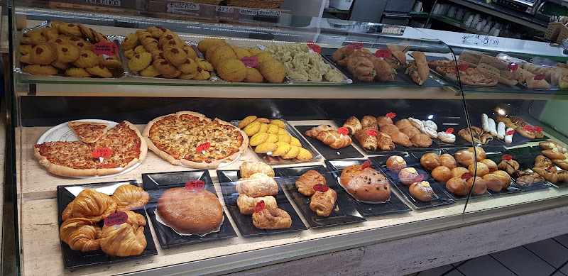 Fotografia tomada fuera de Panadería Los 3 Panes - Panadería en Valencia, Valencia